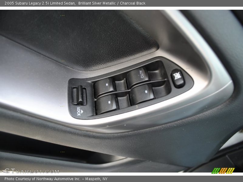 Brilliant Silver Metallic / Charcoal Black 2005 Subaru Legacy 2.5i Limited Sedan