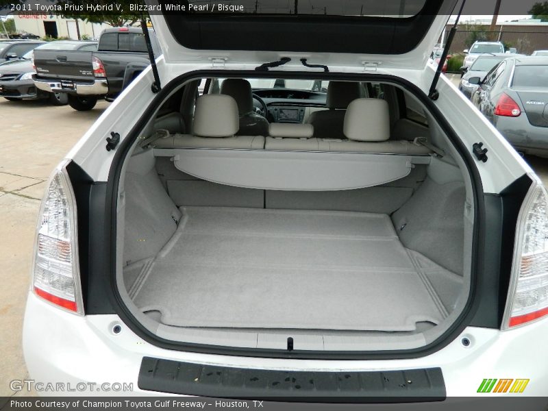 Blizzard White Pearl / Bisque 2011 Toyota Prius Hybrid V