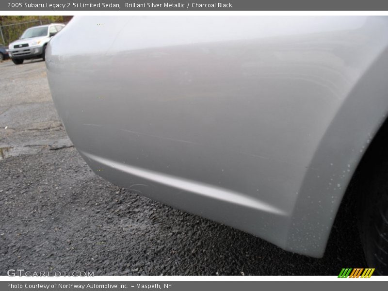 Brilliant Silver Metallic / Charcoal Black 2005 Subaru Legacy 2.5i Limited Sedan