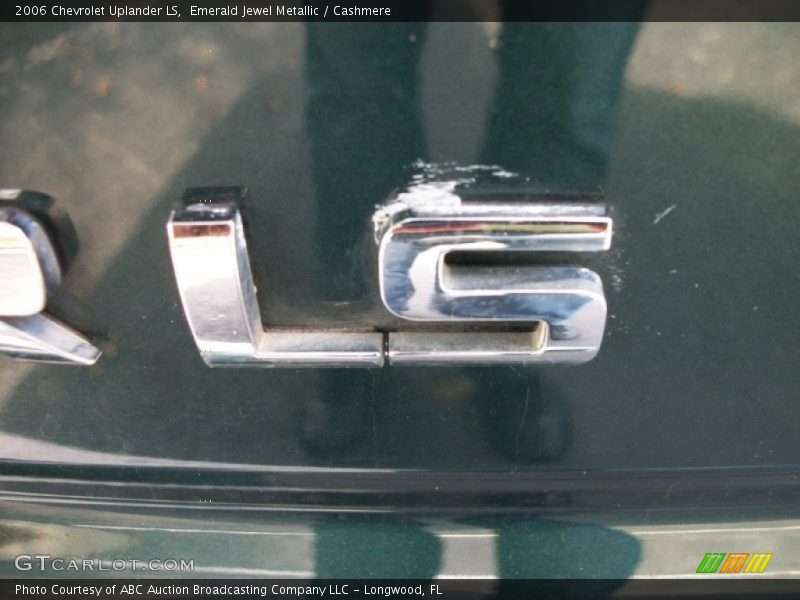 Emerald Jewel Metallic / Cashmere 2006 Chevrolet Uplander LS