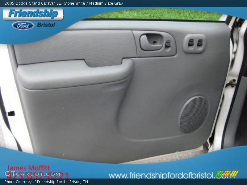 Stone White / Medium Slate Gray 2005 Dodge Grand Caravan SE