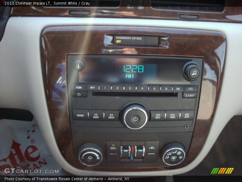 Summit White / Gray 2011 Chevrolet Impala LT