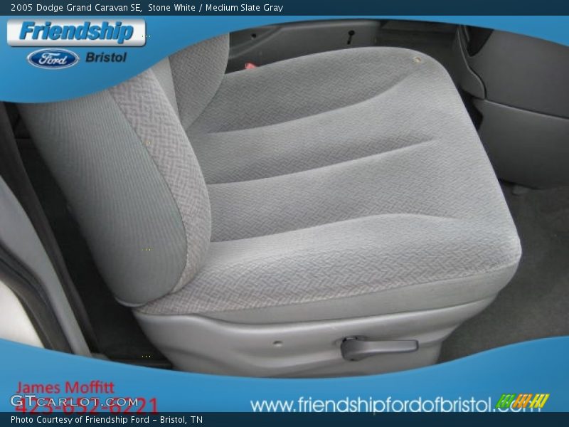 Stone White / Medium Slate Gray 2005 Dodge Grand Caravan SE