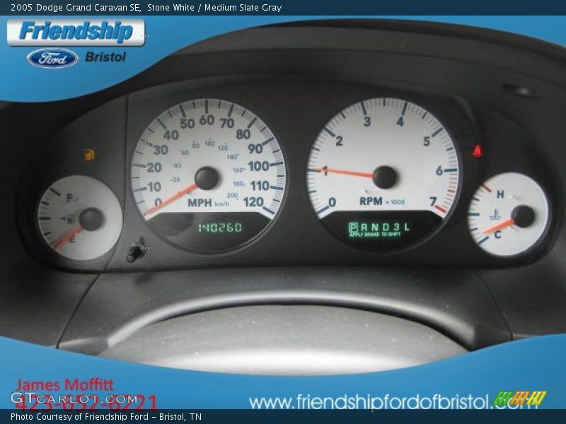 Stone White / Medium Slate Gray 2005 Dodge Grand Caravan SE