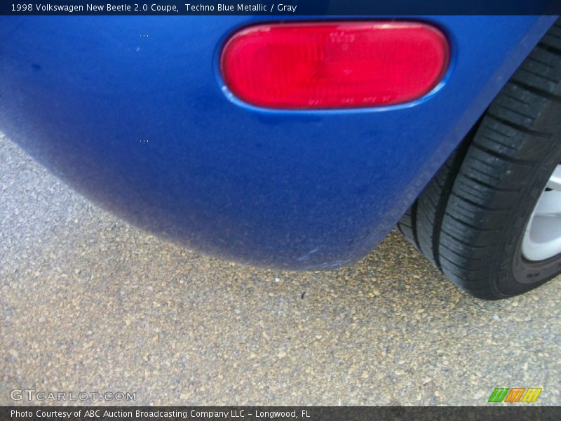 Techno Blue Metallic / Gray 1998 Volkswagen New Beetle 2.0 Coupe