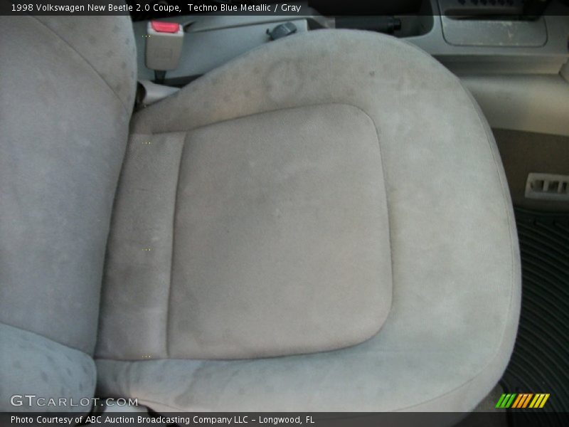 Techno Blue Metallic / Gray 1998 Volkswagen New Beetle 2.0 Coupe