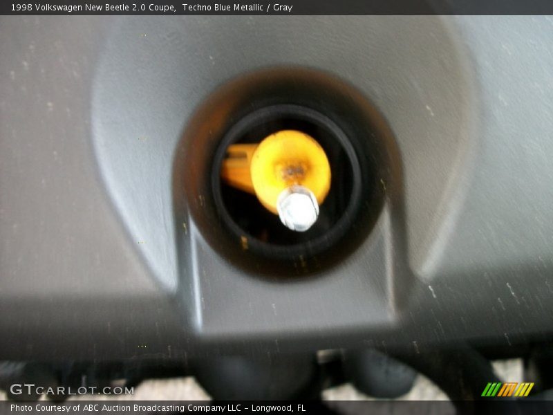 Techno Blue Metallic / Gray 1998 Volkswagen New Beetle 2.0 Coupe