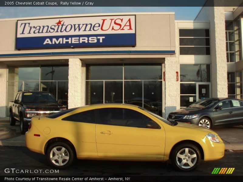 Rally Yellow / Gray 2005 Chevrolet Cobalt Coupe