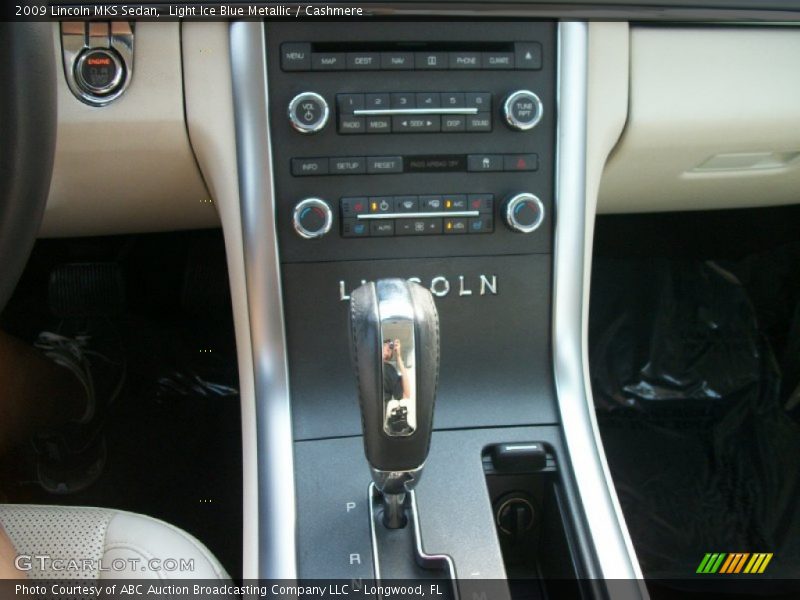Light Ice Blue Metallic / Cashmere 2009 Lincoln MKS Sedan