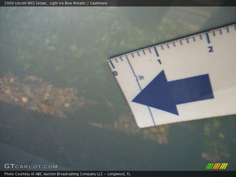 Light Ice Blue Metallic / Cashmere 2009 Lincoln MKS Sedan