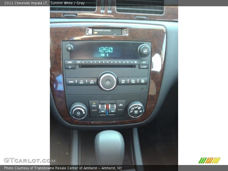 Summit White / Gray 2011 Chevrolet Impala LT