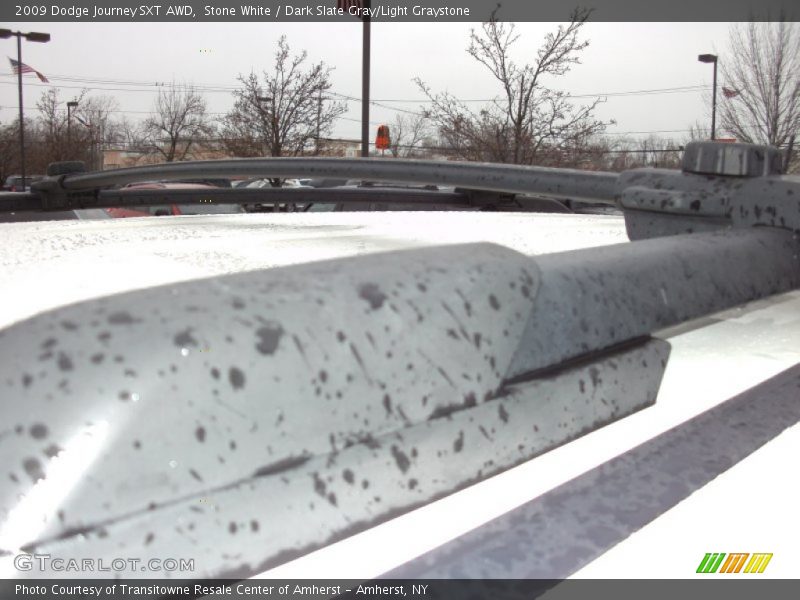 Stone White / Dark Slate Gray/Light Graystone 2009 Dodge Journey SXT AWD