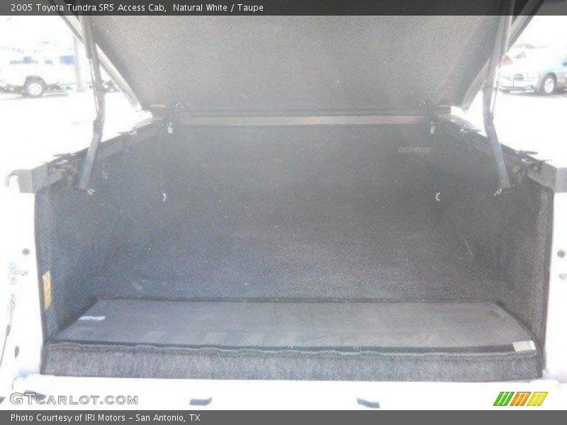 Natural White / Taupe 2005 Toyota Tundra SR5 Access Cab