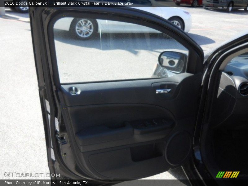 Brilliant Black Crystal Pearl / Dark Slate Gray 2010 Dodge Caliber SXT