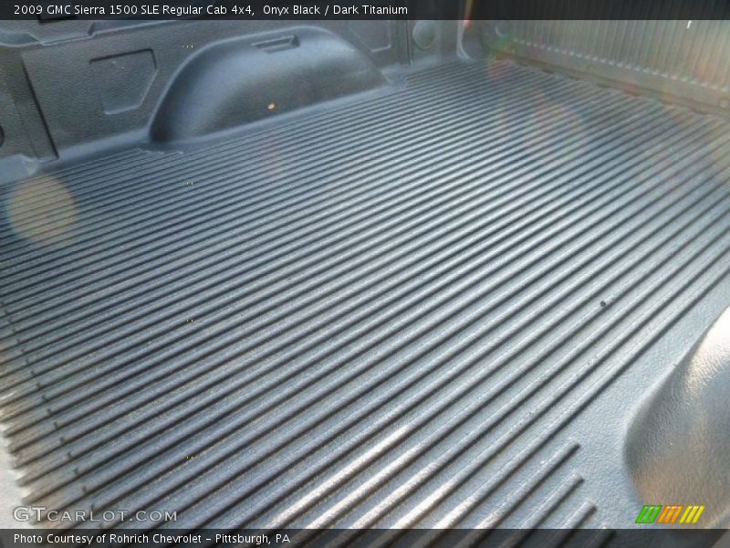 Onyx Black / Dark Titanium 2009 GMC Sierra 1500 SLE Regular Cab 4x4