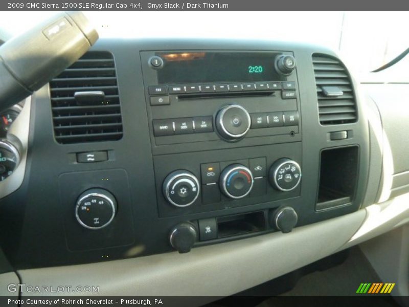 Onyx Black / Dark Titanium 2009 GMC Sierra 1500 SLE Regular Cab 4x4