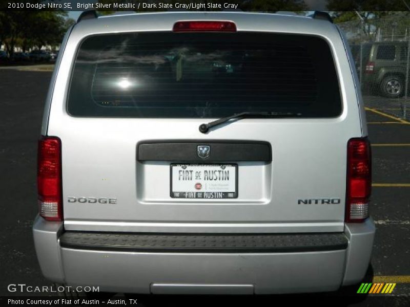 Bright Silver Metallic / Dark Slate Gray/Light Slate Gray 2010 Dodge Nitro SE