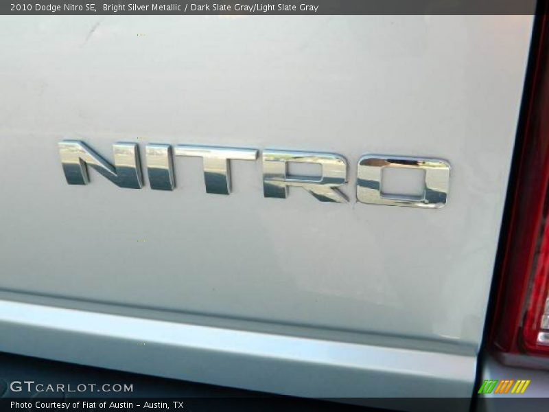 Bright Silver Metallic / Dark Slate Gray/Light Slate Gray 2010 Dodge Nitro SE