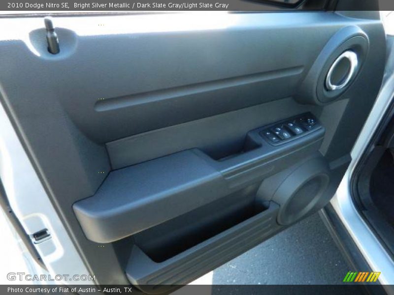 Bright Silver Metallic / Dark Slate Gray/Light Slate Gray 2010 Dodge Nitro SE