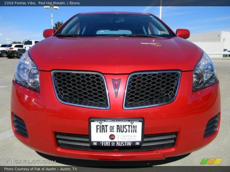 Red Hot Metallic / Ebony 2009 Pontiac Vibe