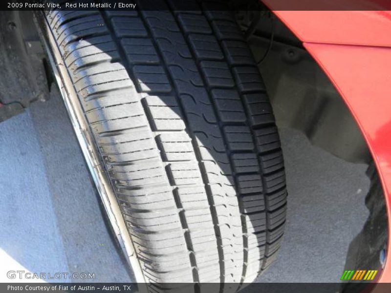 Red Hot Metallic / Ebony 2009 Pontiac Vibe