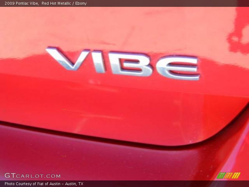 Red Hot Metallic / Ebony 2009 Pontiac Vibe