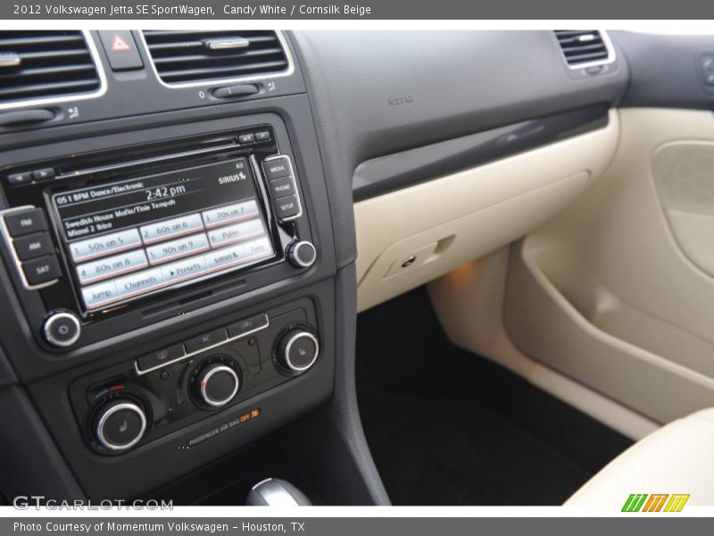 Candy White / Cornsilk Beige 2012 Volkswagen Jetta SE SportWagen