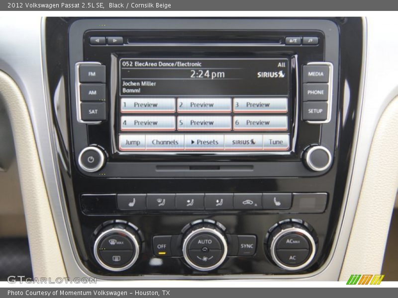 Black / Cornsilk Beige 2012 Volkswagen Passat 2.5L SE