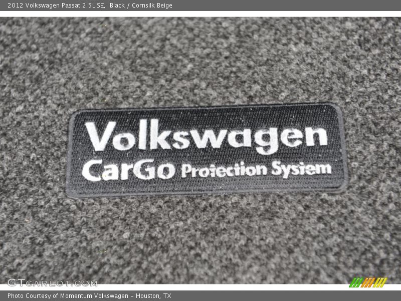 Black / Cornsilk Beige 2012 Volkswagen Passat 2.5L SE