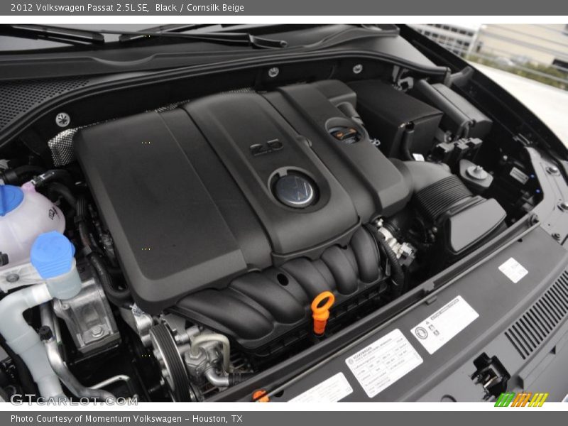 Black / Cornsilk Beige 2012 Volkswagen Passat 2.5L SE