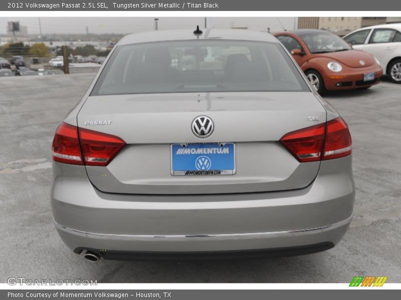 Tungsten Silver Metallic / Titan Black 2012 Volkswagen Passat 2.5L SEL