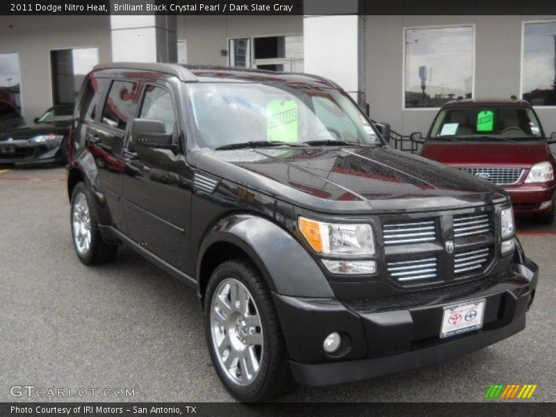 Brilliant Black Crystal Pearl / Dark Slate Gray 2011 Dodge Nitro Heat