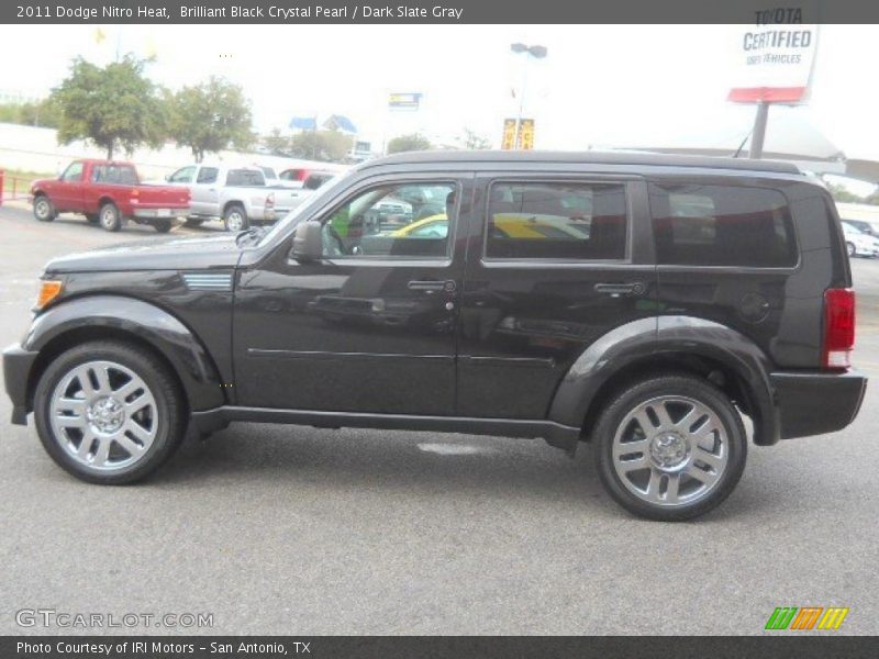Brilliant Black Crystal Pearl / Dark Slate Gray 2011 Dodge Nitro Heat