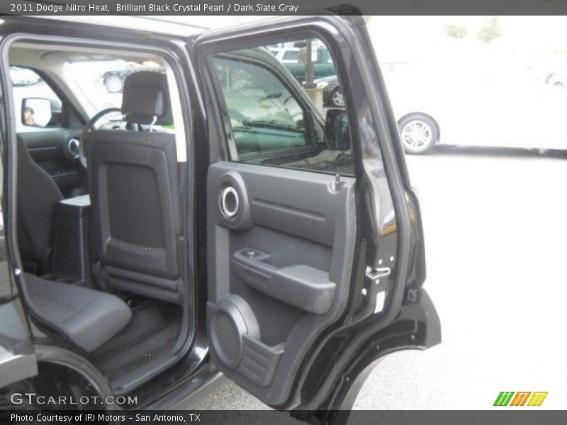 Brilliant Black Crystal Pearl / Dark Slate Gray 2011 Dodge Nitro Heat