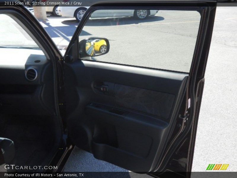 Sizzling Crimson Mica / Gray 2011 Scion xB