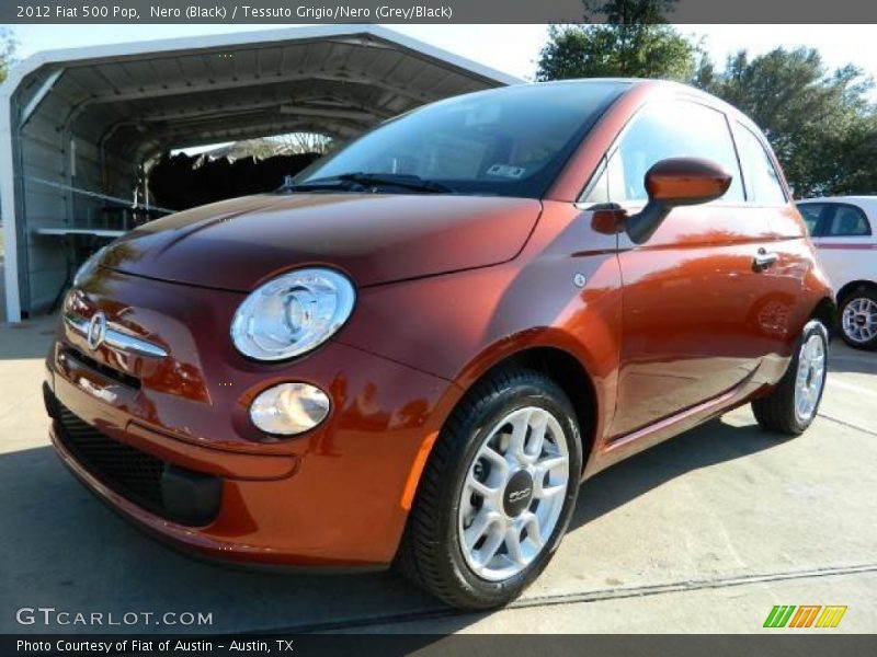 Nero (Black) / Tessuto Grigio/Nero (Grey/Black) 2012 Fiat 500 Pop