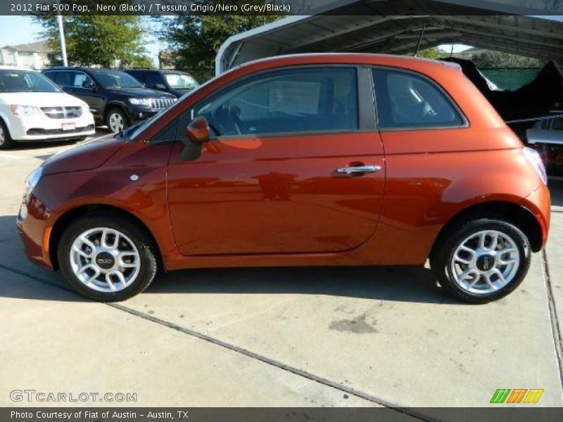 Nero (Black) / Tessuto Grigio/Nero (Grey/Black) 2012 Fiat 500 Pop