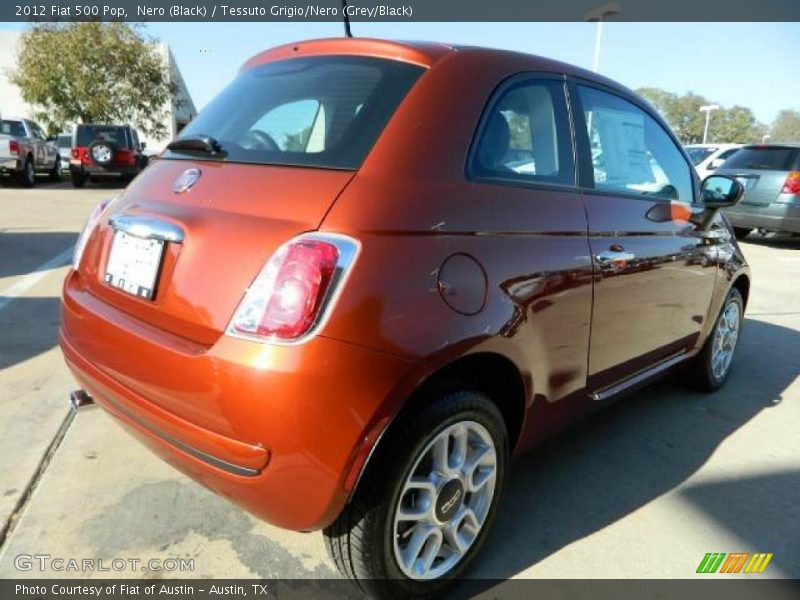 Nero (Black) / Tessuto Grigio/Nero (Grey/Black) 2012 Fiat 500 Pop