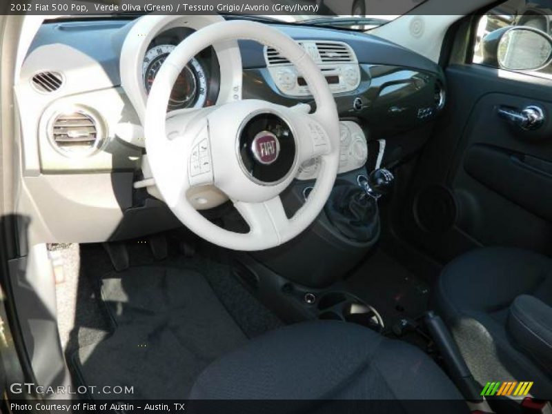 Verde Oliva (Green) / Tessuto Grigio/Avorio (Grey/Ivory) 2012 Fiat 500 Pop