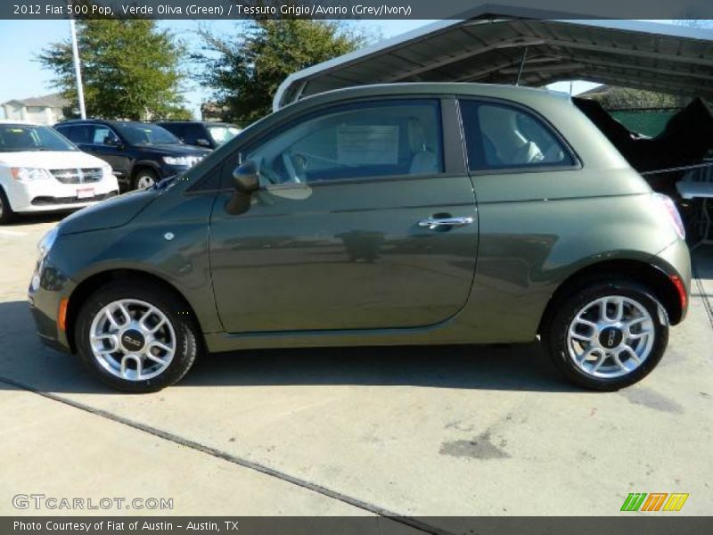 Verde Oliva (Green) / Tessuto Grigio/Avorio (Grey/Ivory) 2012 Fiat 500 Pop