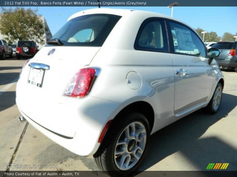 Bianco Perla (Pearl White) / Tessuto Grigio/Avorio (Grey/Ivory) 2012 Fiat 500 Pop