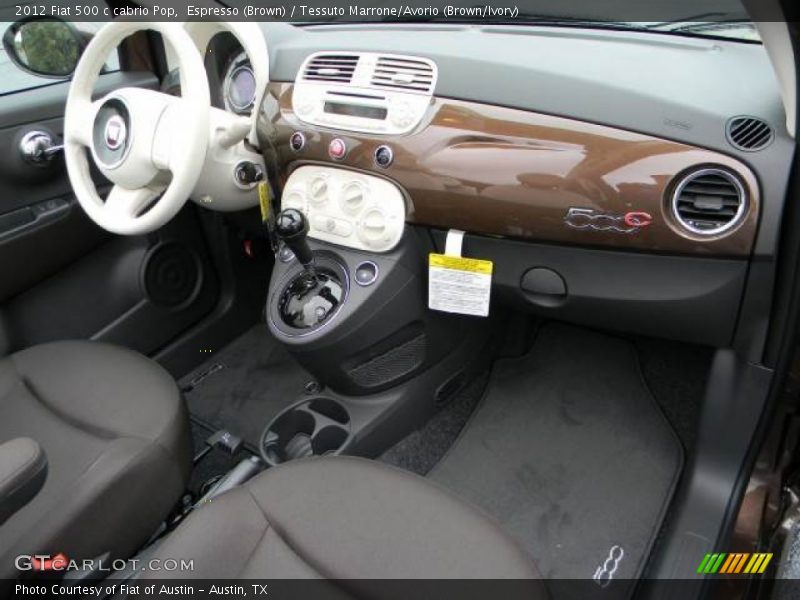 Dashboard of 2012 500 c cabrio Pop