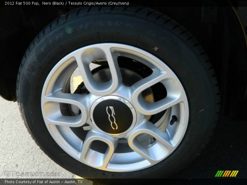 Nero (Black) / Tessuto Grigio/Avorio (Grey/Ivory) 2012 Fiat 500 Pop
