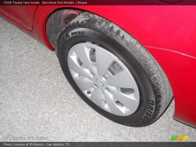 Barcelona Red Metallic / Bisque 2009 Toyota Yaris Sedan