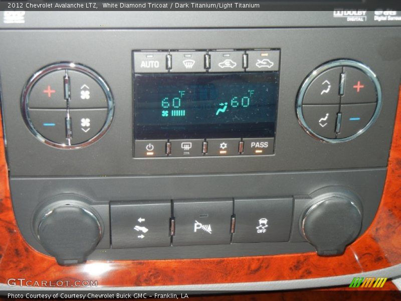 White Diamond Tricoat / Dark Titanium/Light Titanium 2012 Chevrolet Avalanche LTZ