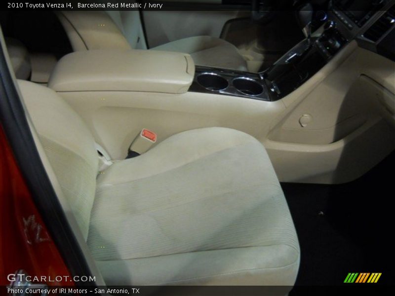 Barcelona Red Metallic / Ivory 2010 Toyota Venza I4