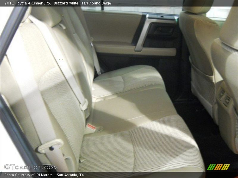 Blizzard White Pearl / Sand Beige 2011 Toyota 4Runner SR5