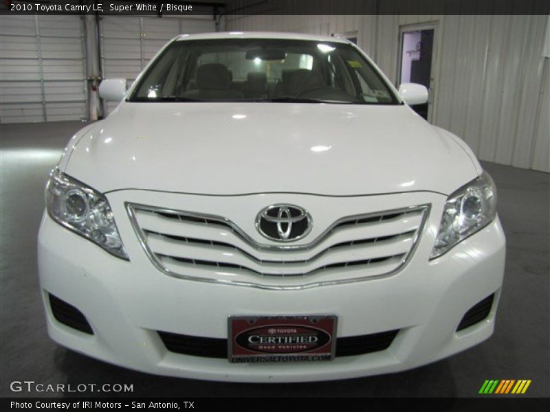 Super White / Bisque 2010 Toyota Camry LE