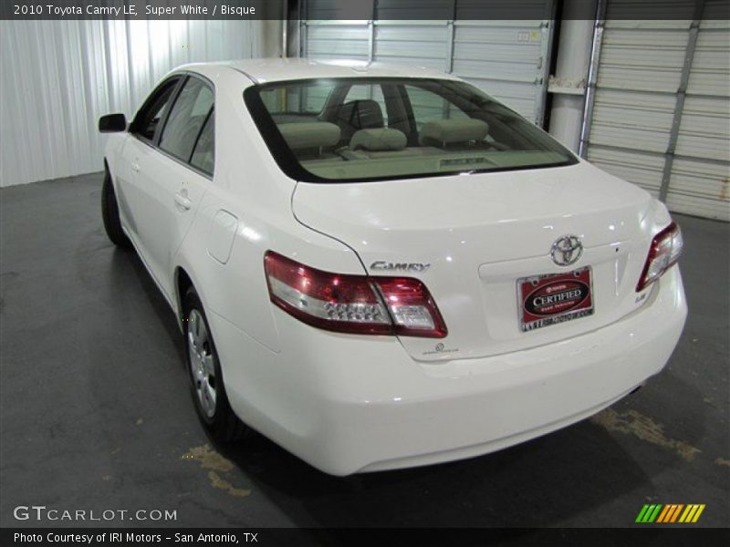 Super White / Bisque 2010 Toyota Camry LE