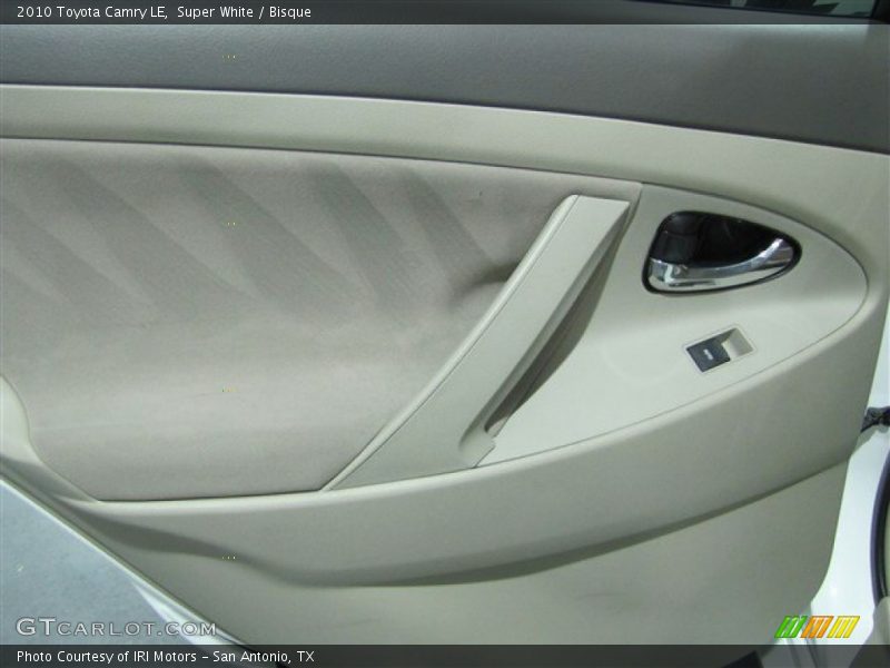 Super White / Bisque 2010 Toyota Camry LE